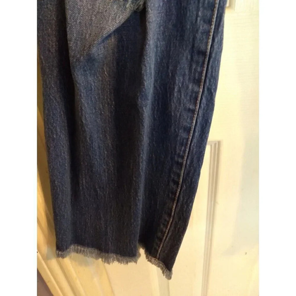 Torrid Distressed Jeans Button Fly Raw Hem High Waisted Sz 24S - Picture 4 of 12